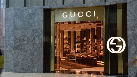 Stipendi per Commesso presso Gucci 